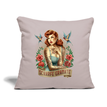 Lade das Bild in den Galerie-Viewer, Scharfes Kissen - helles Taupe