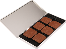 Lade das Bild in den Galerie-Viewer, KÜSS Mich Granate Schokolade - Prosecco-Himbeer, 6 Trüffeltäfelchen, 63g