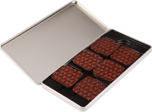 Lade das Bild in den Galerie-Viewer, Scharfe Granate Schokolade – Kirsch-Chili, 6 Trüffel-Täfelchen (63 g)